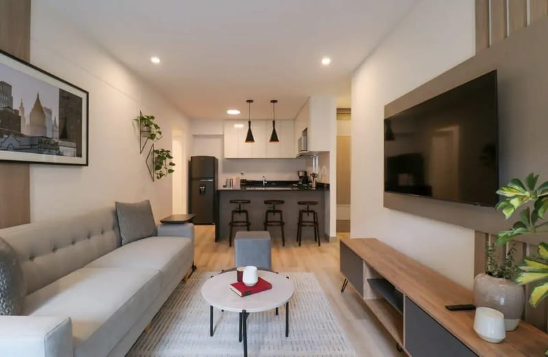 Enchanting 2BR with Balcony in Miraflores