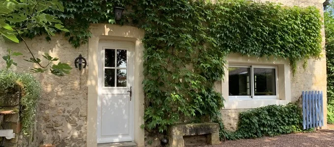 Entrada a La Ferme