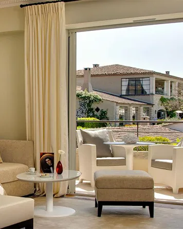 Guest room