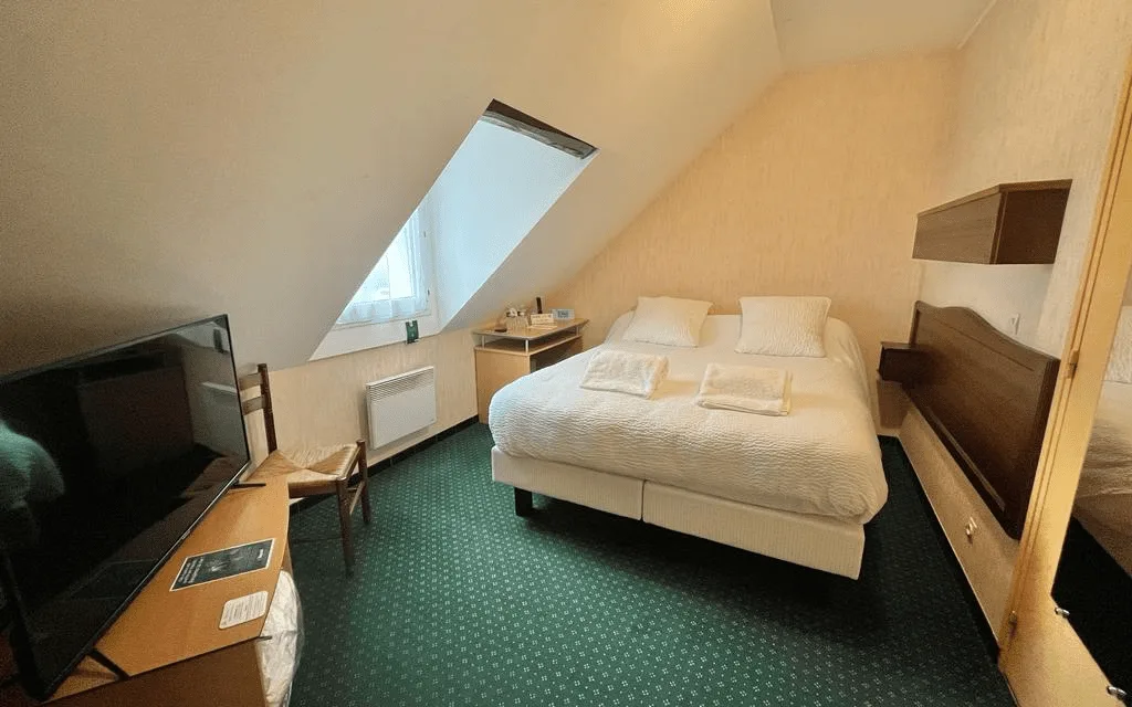Habitación doble estándar en el edificio anexo