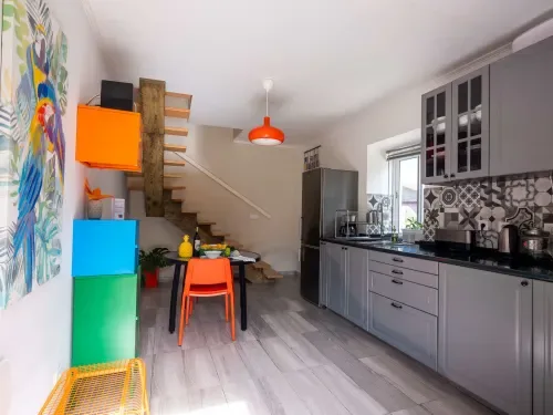 Nomad Nest kitchen and dining area
