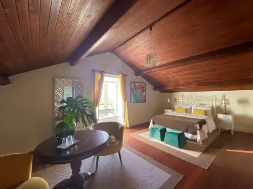 Charming Suite bedroom