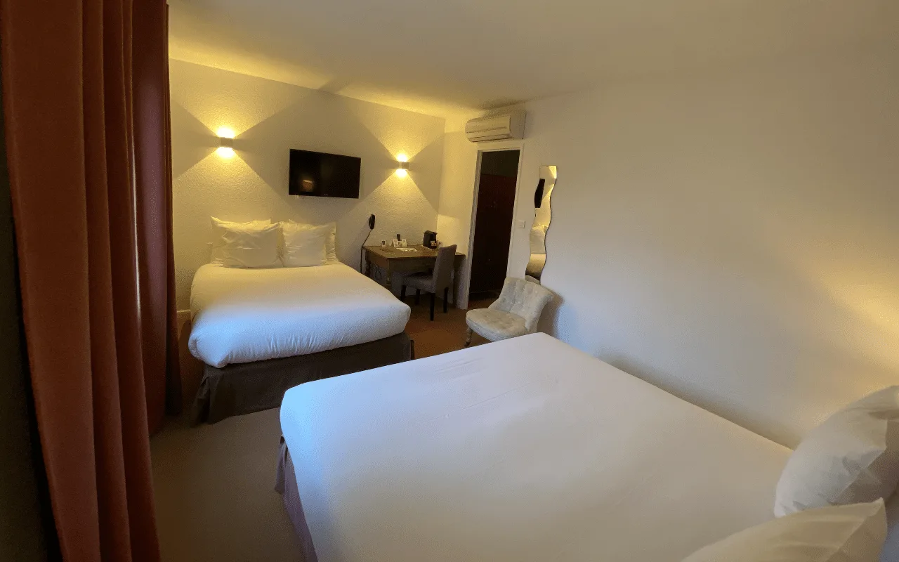 Quadruple room