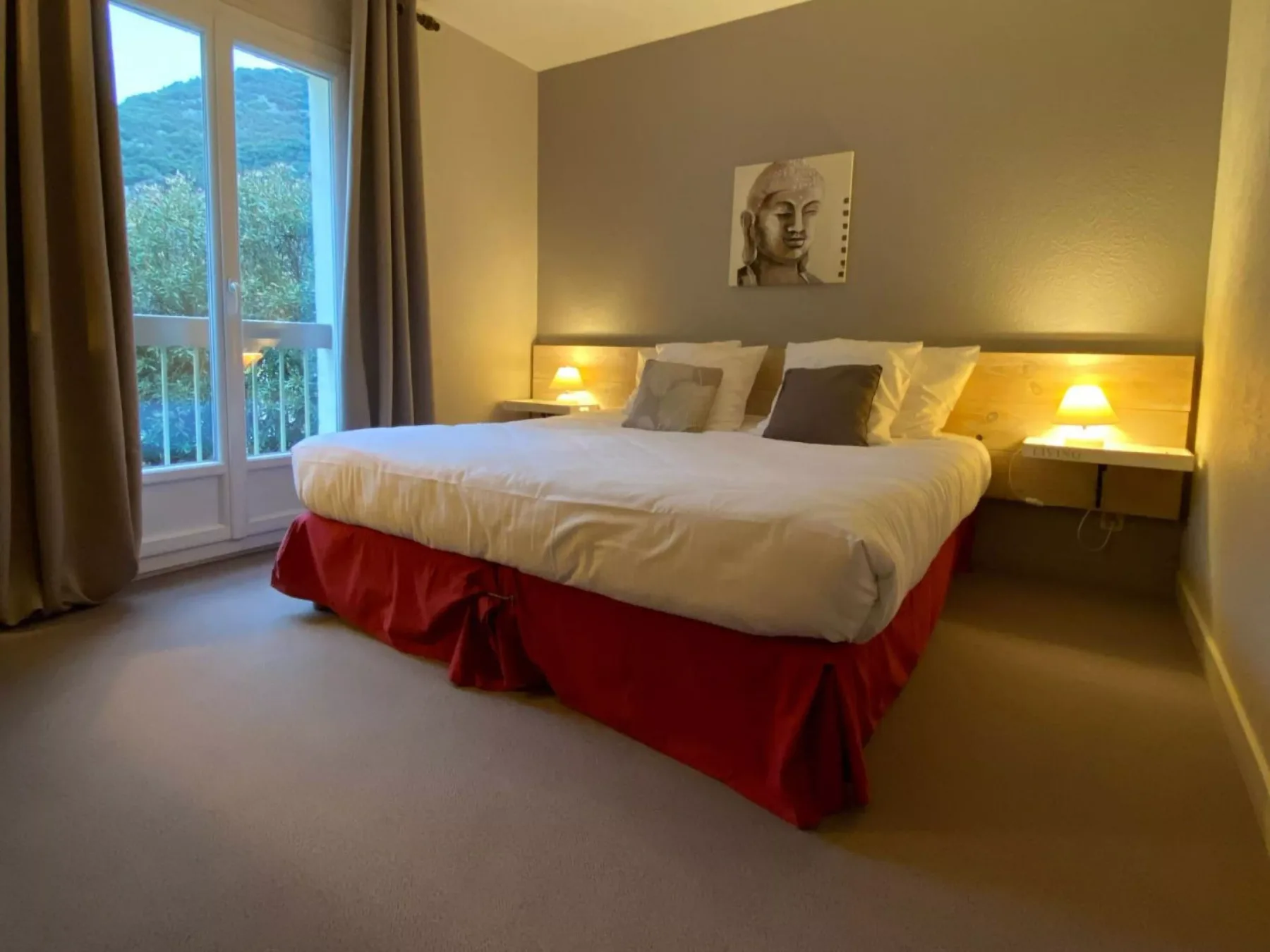 Hotel Médiéval property gallery