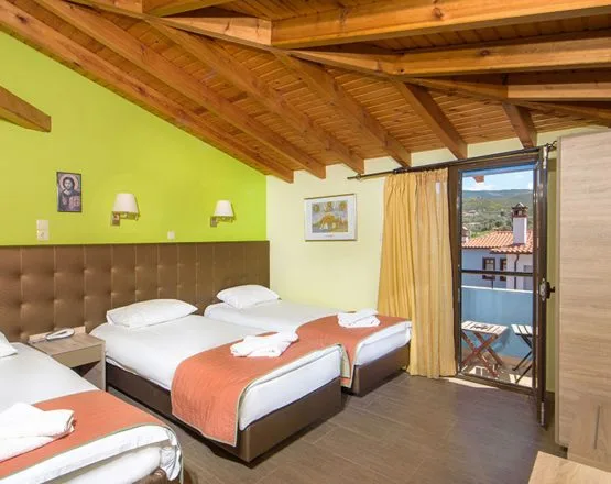 Triple room