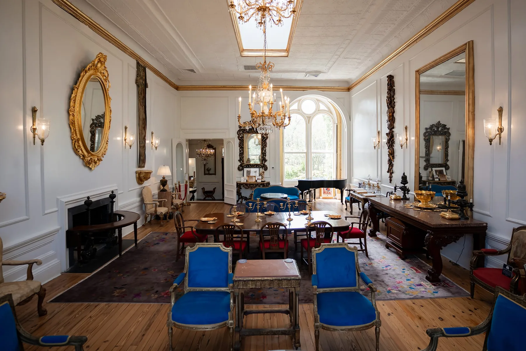 Interior seating area