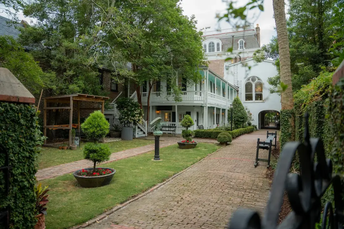 Walkway leading toward 20 South Battery