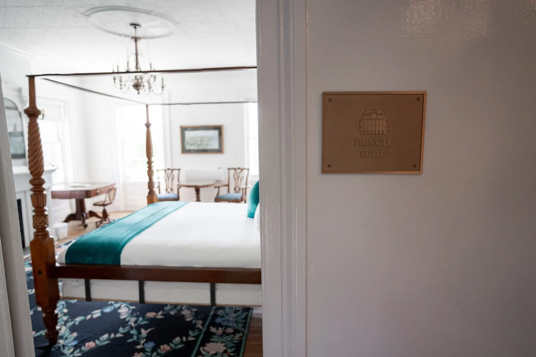 Pringle Suite