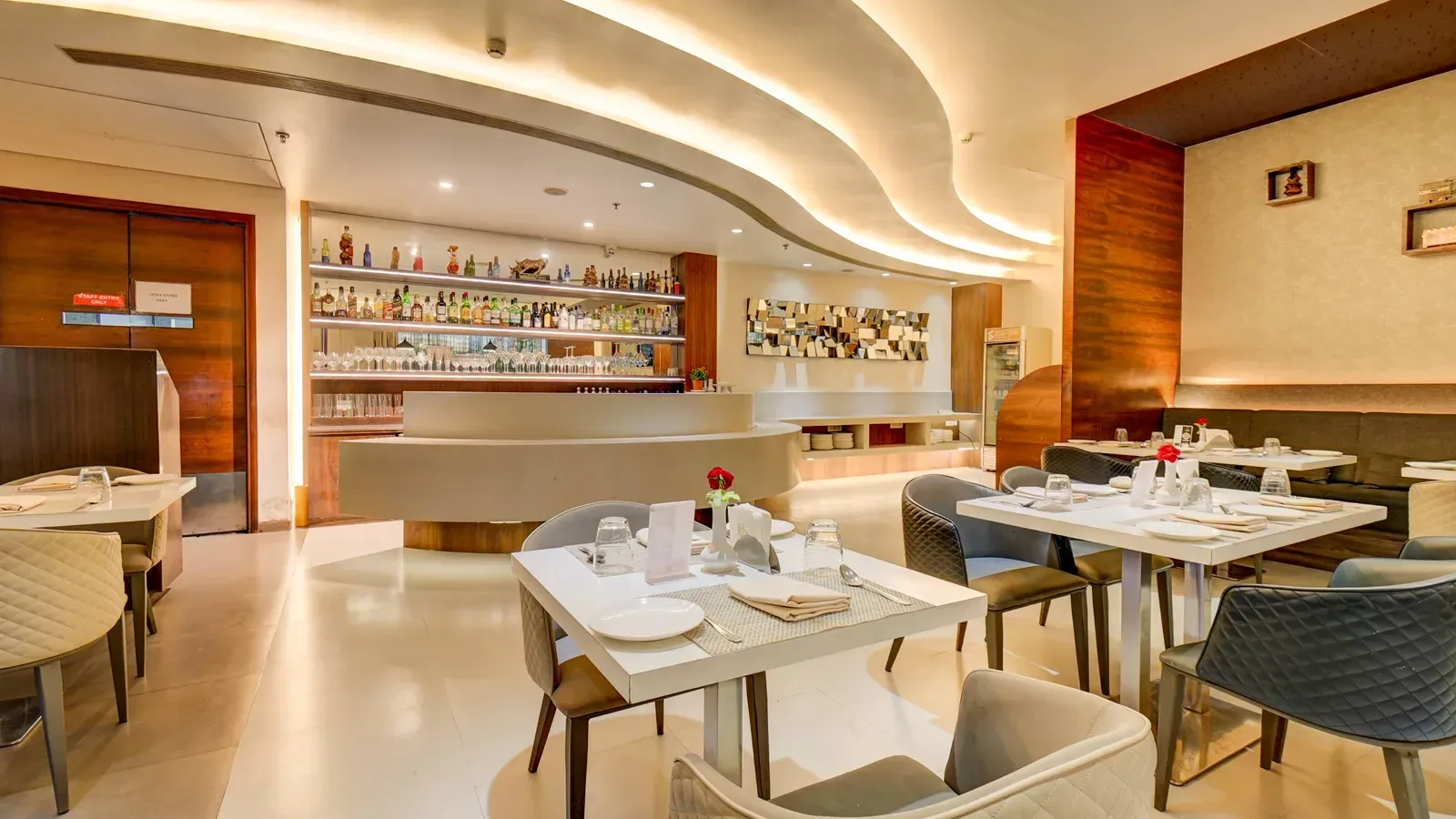 Comedor del restaurante House of Flavours