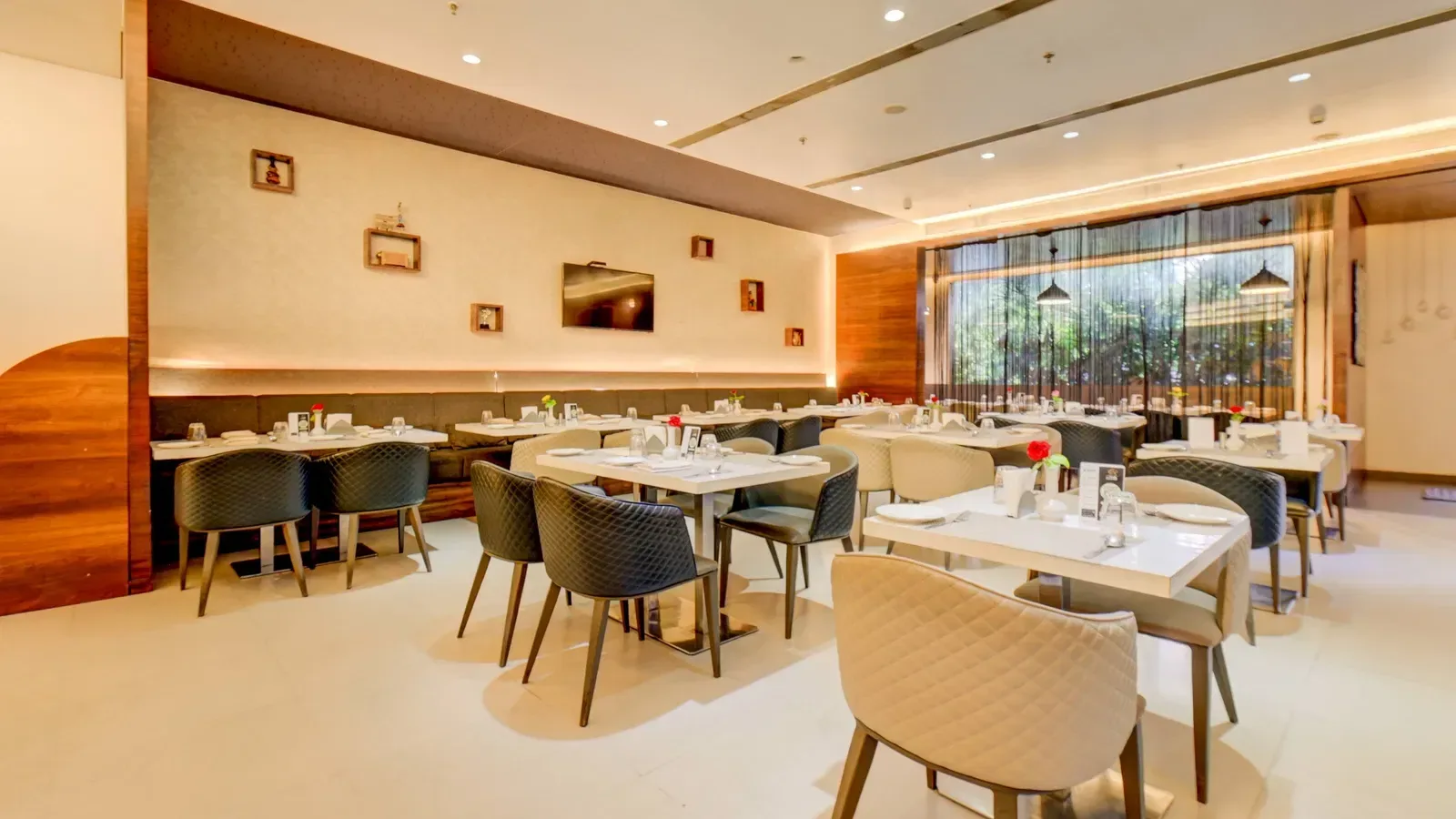 Comedor del restaurante House of Flavours