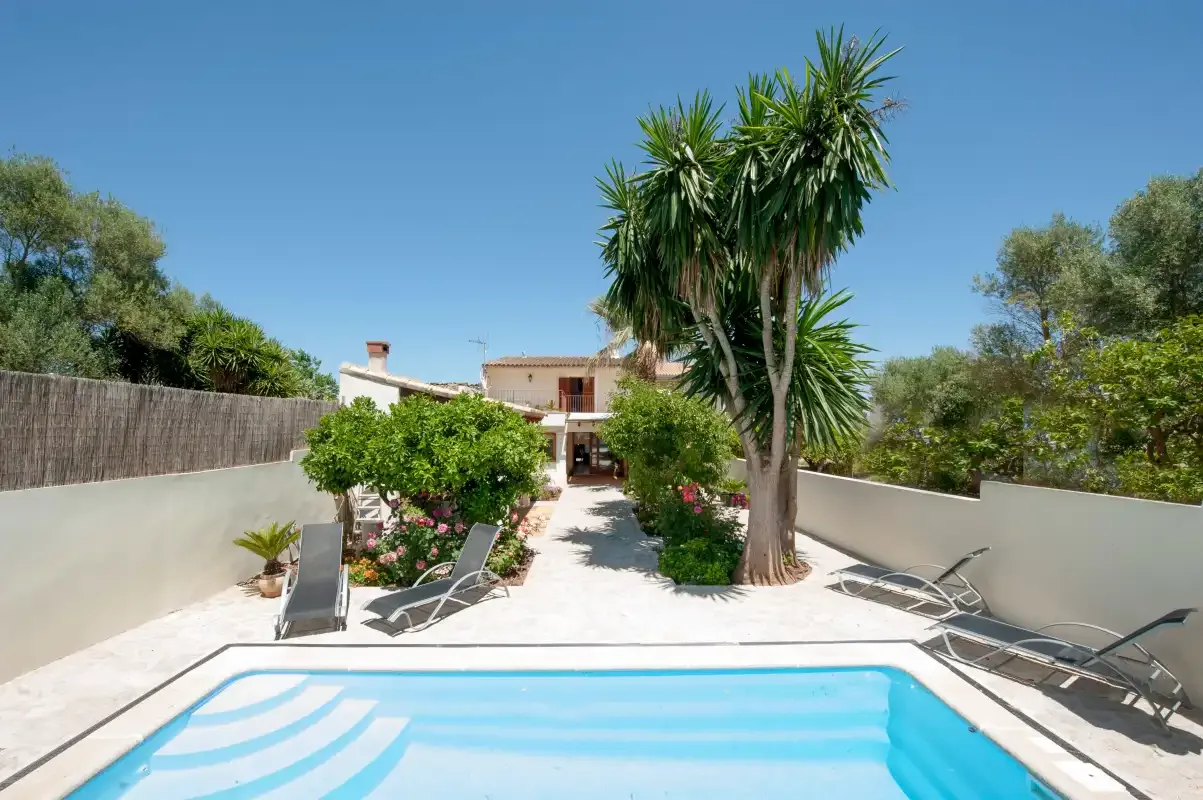 Holiday rentals in Woodhouse, Ariany