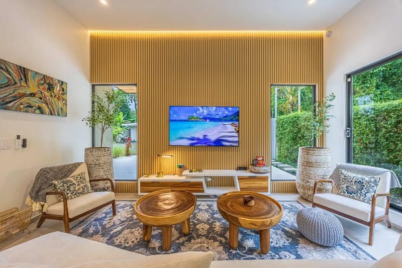 Stylish 3BR Villa w/ Stunning Terrace Views