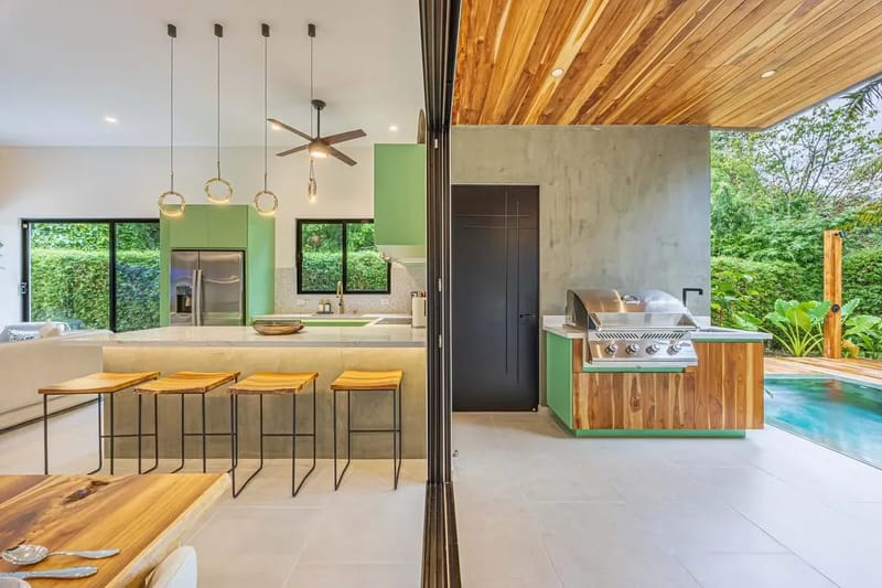 Stylish 3BR Villa w/ Stunning Terrace Views