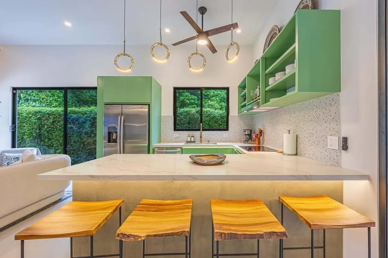 Stylish 3BR Villa w/ Stunning Terrace Views