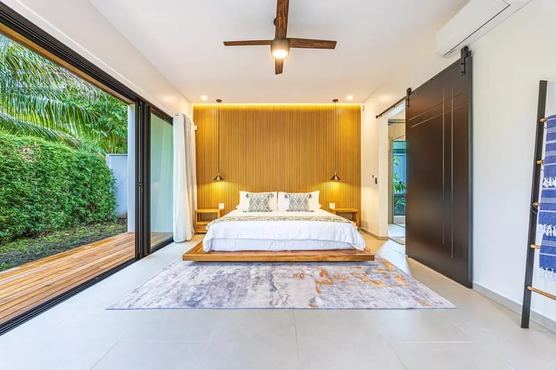 Stylish 3BR Villa w/ Stunning Terrace Views