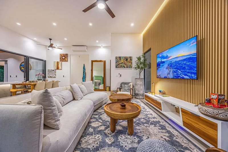 Stylish 3BR Villa w/ Stunning Terrace Views