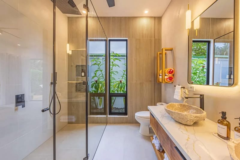 Stylish 3BR Villa w/ Stunning Terrace Views