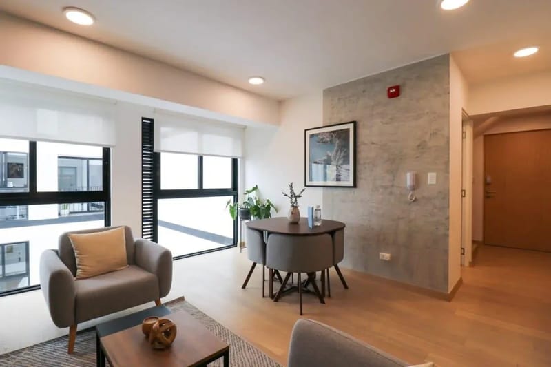 Executive 1BR Duplex in Miraflores