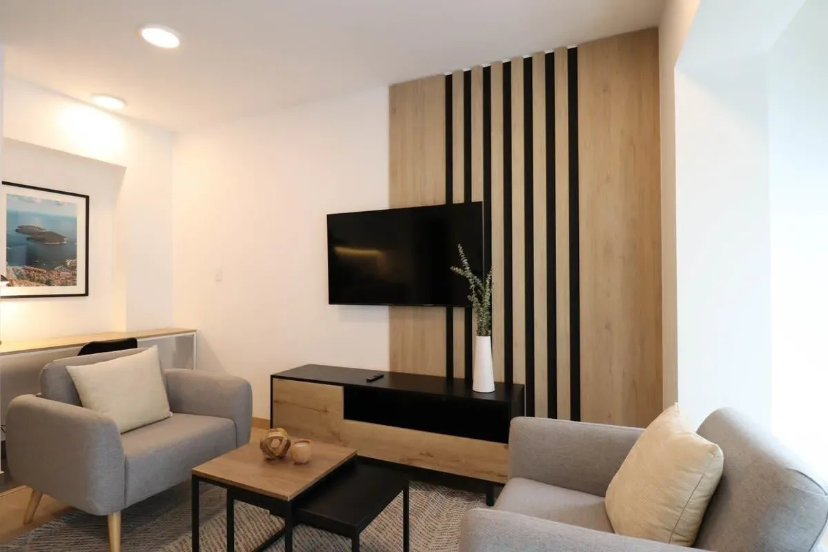 Executive 1BR Duplex in Miraflores