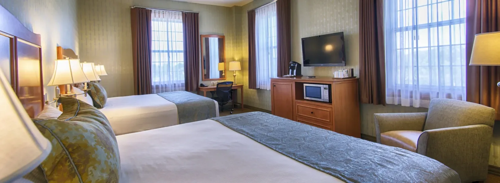 Clean and Modern Hotel Room