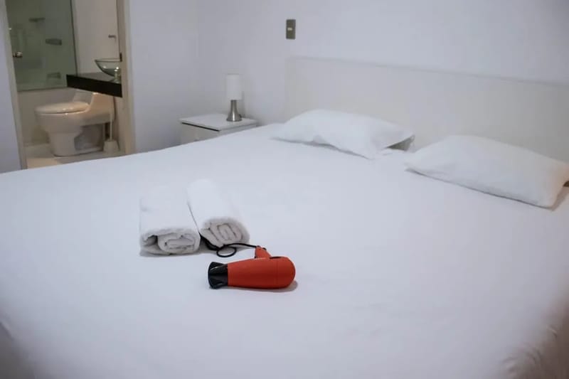 Engaging 2BR w/ balcony in Exclusive Miraflores