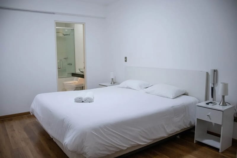 Engaging 2BR w/ balcony in Exclusive Miraflores