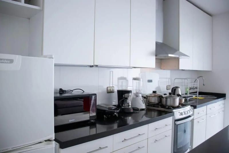 Engaging 2BR w/ balcony in Exclusive Miraflores