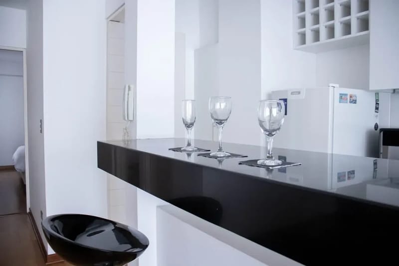 Engaging 2BR w/ balcony in Exclusive Miraflores