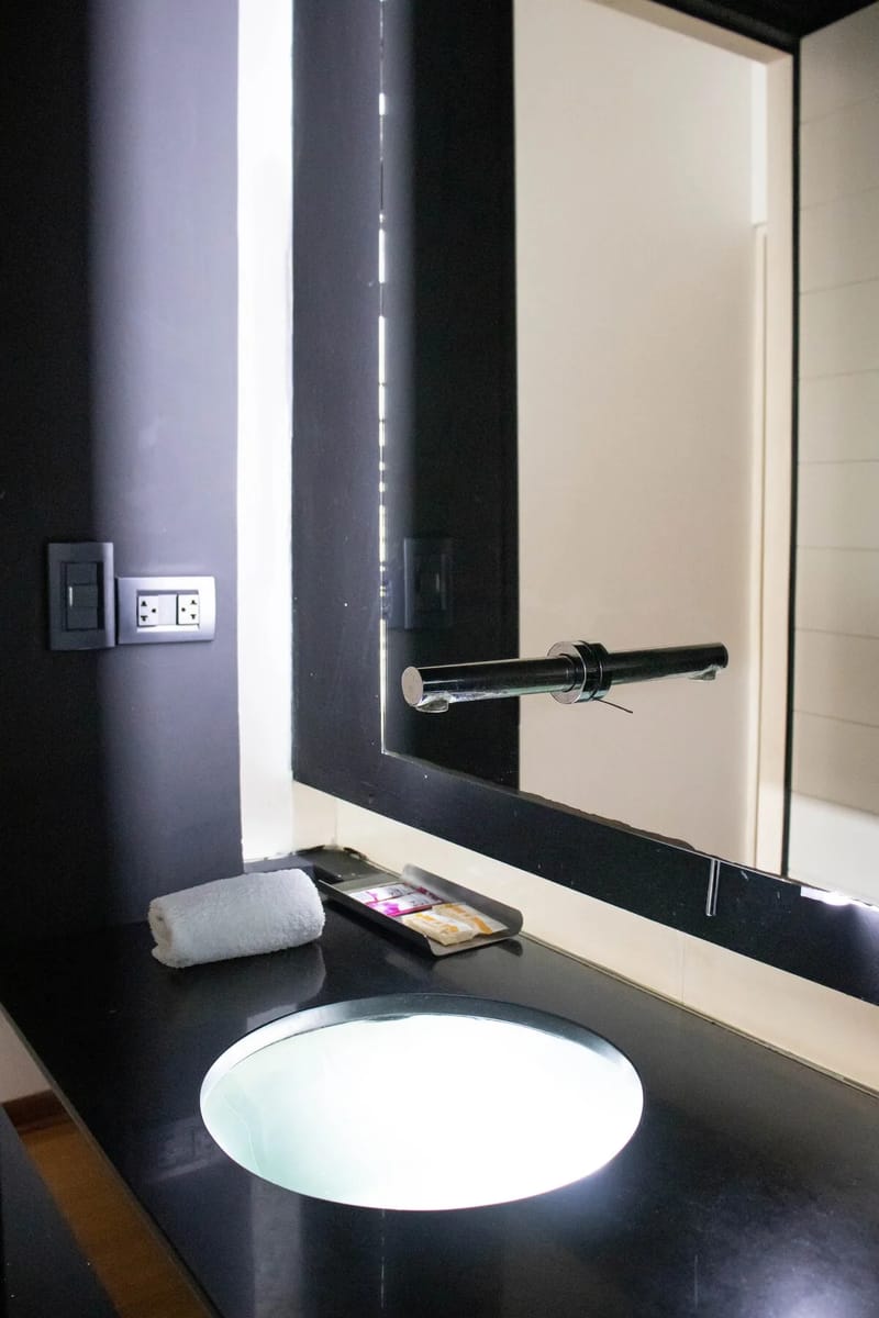 Engaging 2BR w/ balcony in Exclusive Miraflores