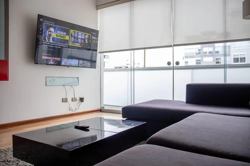 Engaging 2BR w/ balcony in Exclusive Miraflores