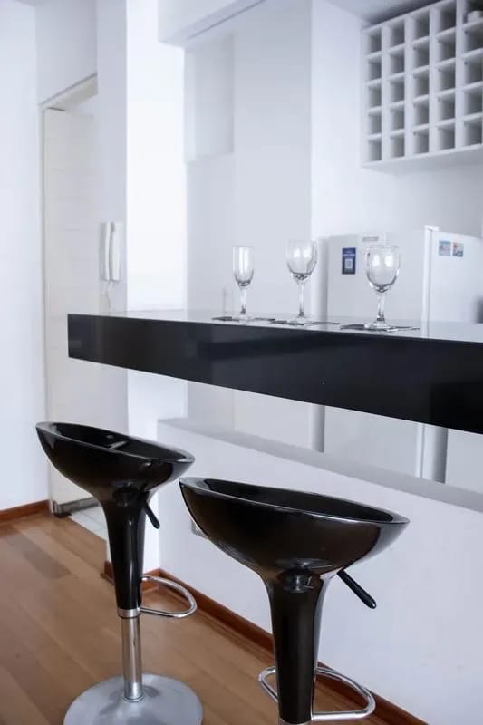 Engaging 2BR w/ balcony in Exclusive Miraflores