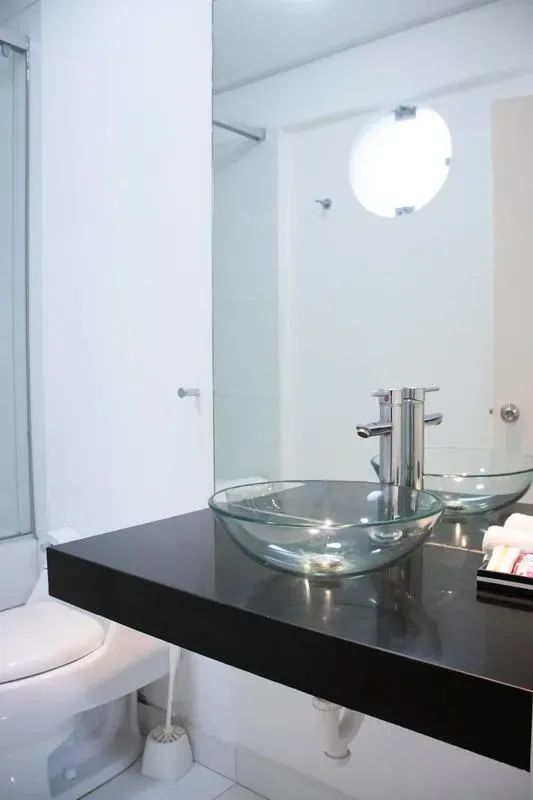 Engaging 2BR w/ balcony in Exclusive Miraflores
