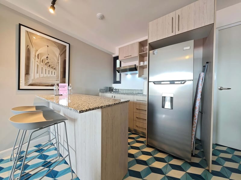 Bright Loft in Santa Ana w/ AC