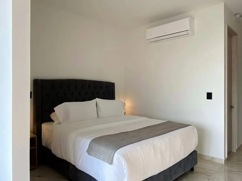 Inviting 3BR w/ AC near Ciudad Amurallada