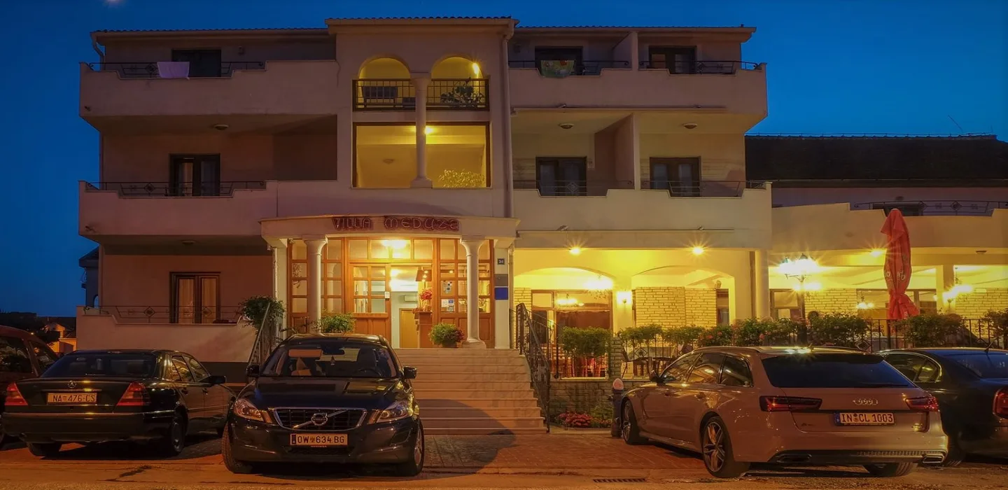 Vista del Hotel Villa Meduza en Biograd
