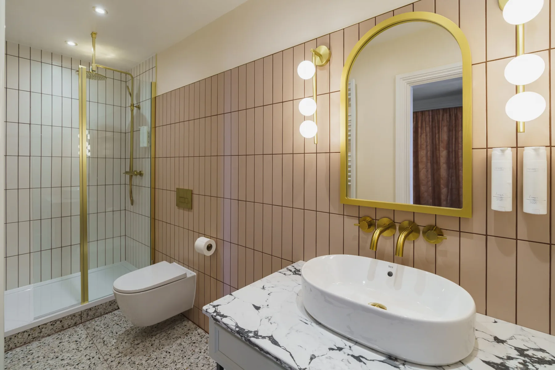 Interior de una habitación del hotel