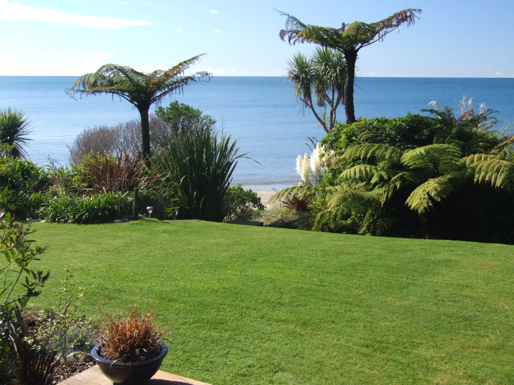 Beachfront Studio, seaside view