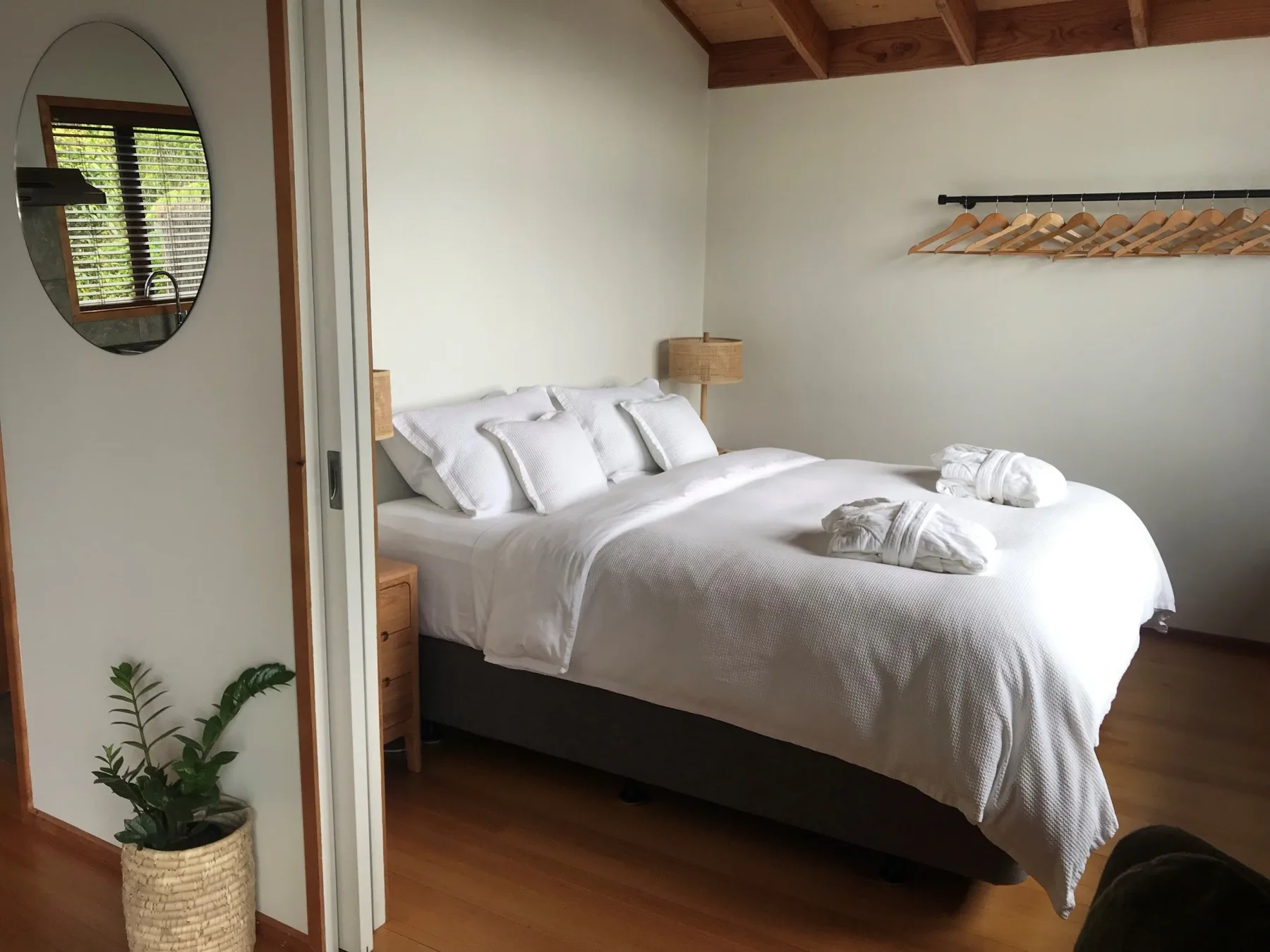 Premium Beachfront Villa bedroom