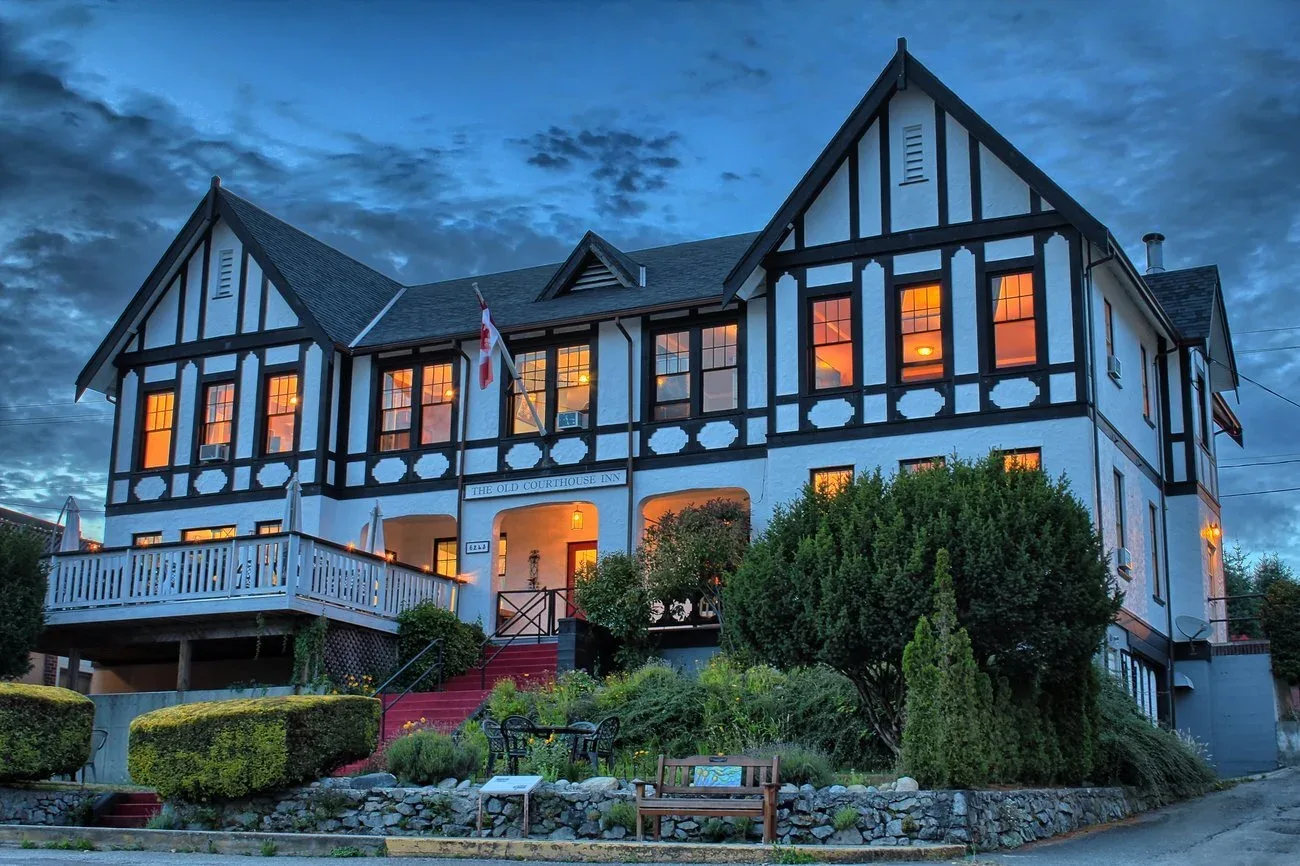 Exterior de la posada