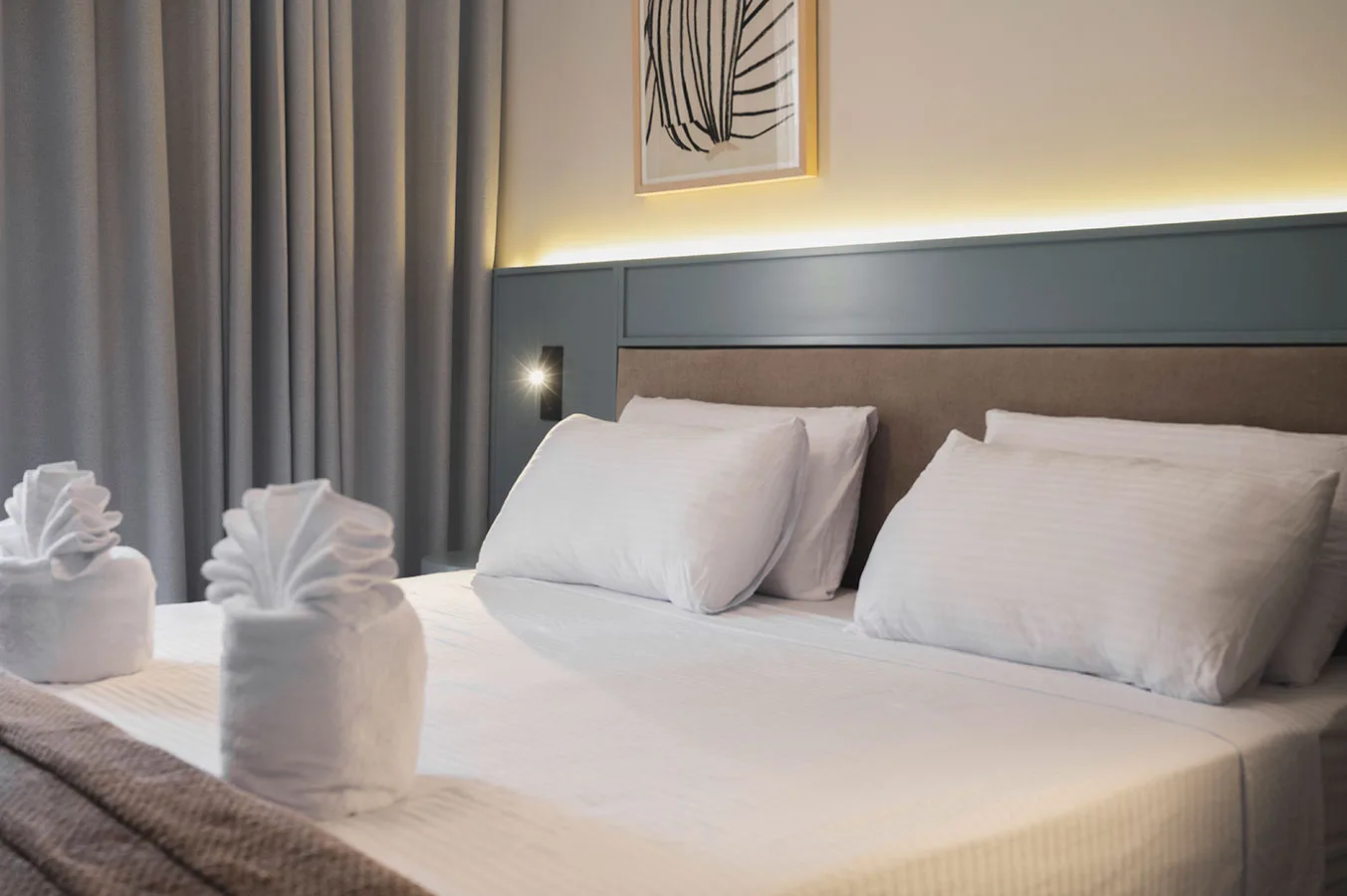 Deluxe double or twin room