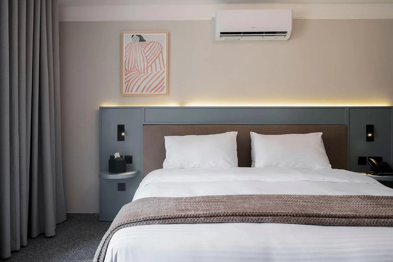 Deluxe double or twin room with Maltese balcony