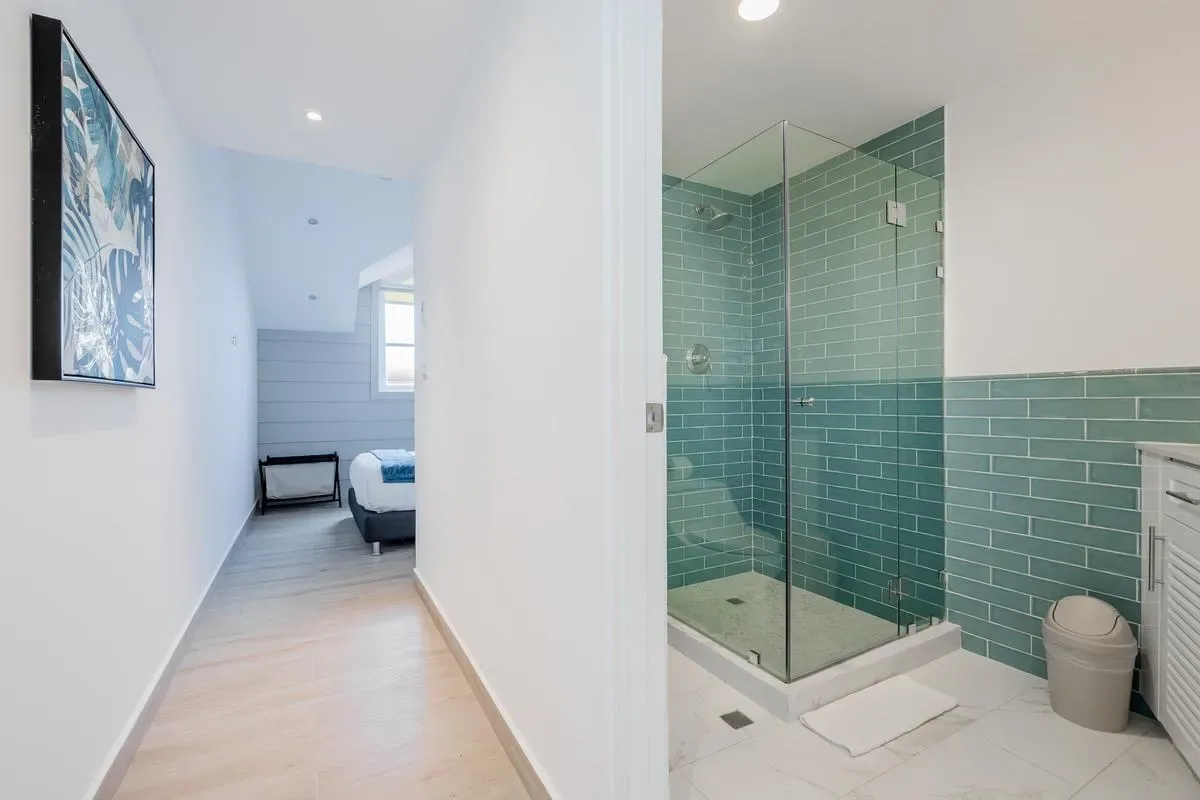 Upscale 2BR in Casco Antiguo w/ View
