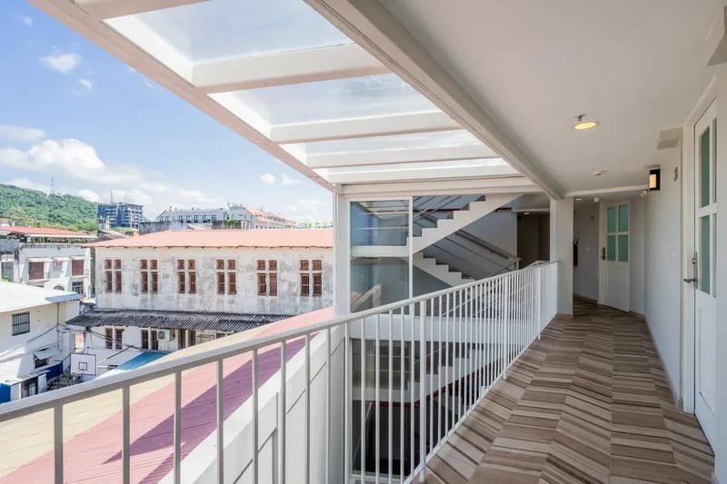 Upscale 2BR in Casco Antiguo w/ View