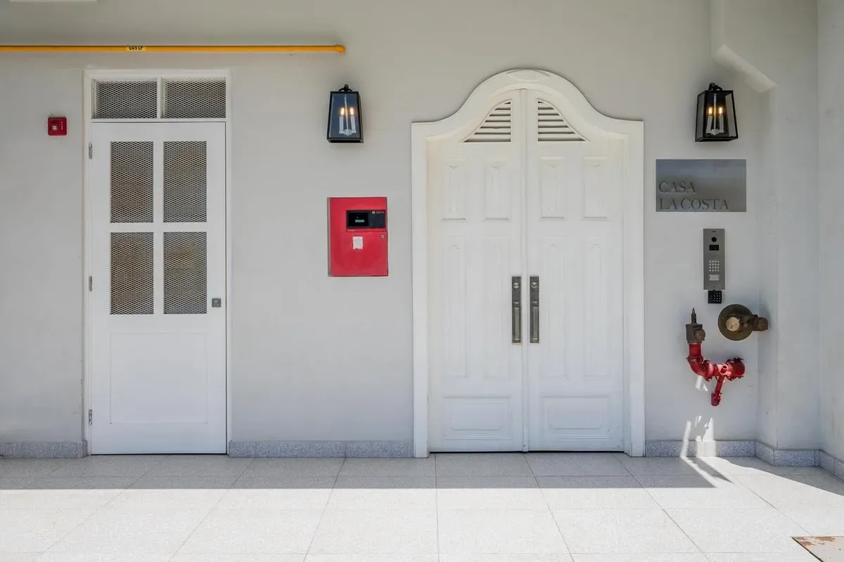 Upscale 2BR in Casco Antiguo w/ View