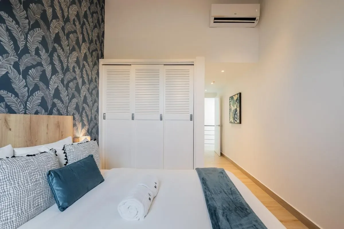 Upscale 2BR in Casco Antiguo w/ View