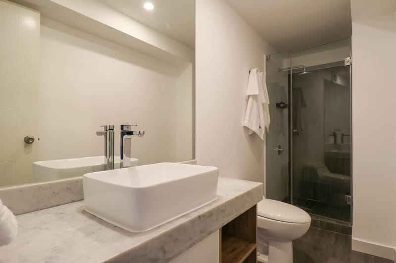 Comfy 2BR w/ Park View in Miraflores