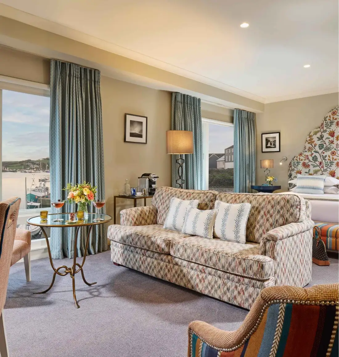 Harbour-view junior suite