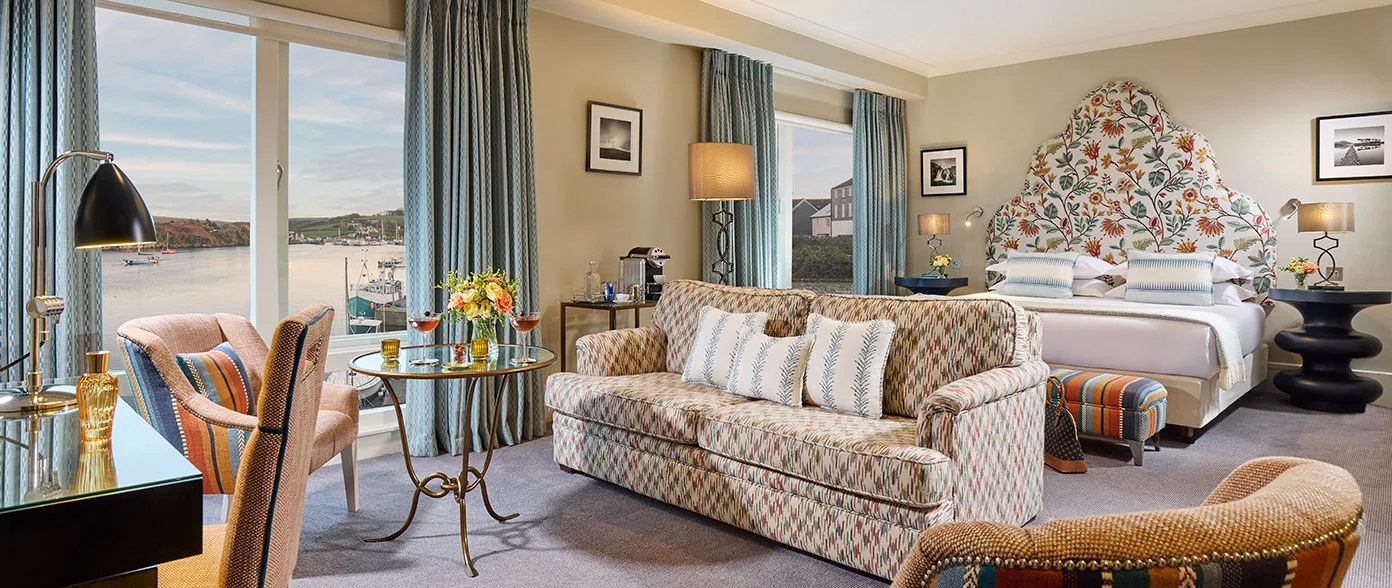 Harbour-view junior suite