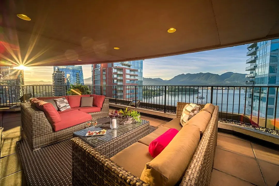 Suite Coal Harbour en Pinnacle Hotel Harbourfront, centro de Vancouver, foto 1