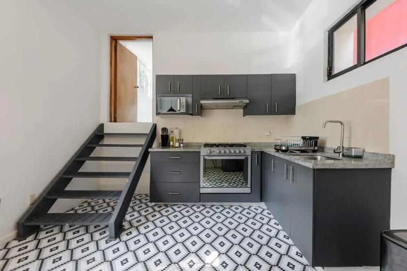 Enchanting 3BR Two Story House in Roma Norte